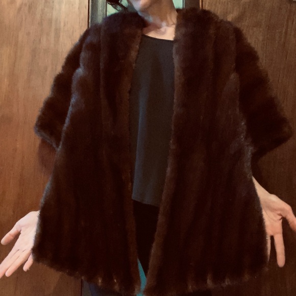 50’s Mahogany Dark Brown Mink Stole | Short Collar & Brown Silk Lining - Picture 9 of 11